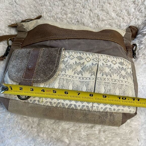 Myra Bag canvas & leather Hobo Beige gray & brown shoulder bag - Picture 6 of 11